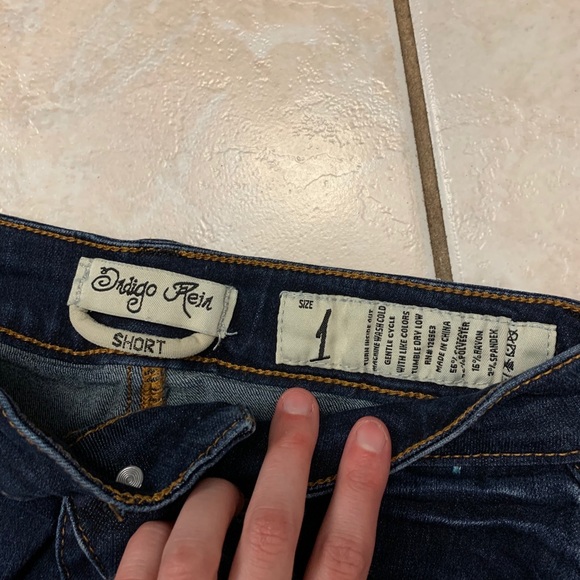 Denim shorts - Picture 2 of 2